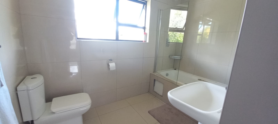 9 Bedroom Property for Sale in Hospitaalheuwel Free State
